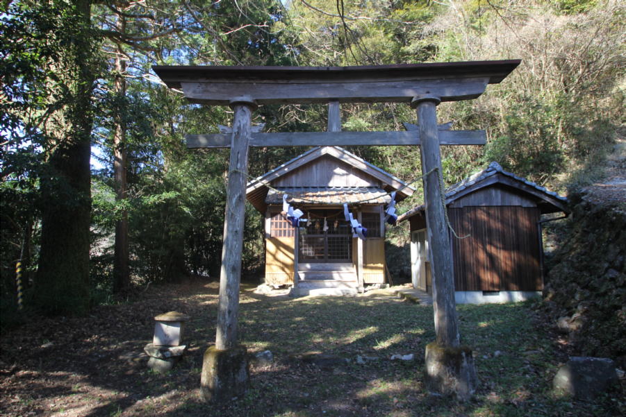 金津呂神社