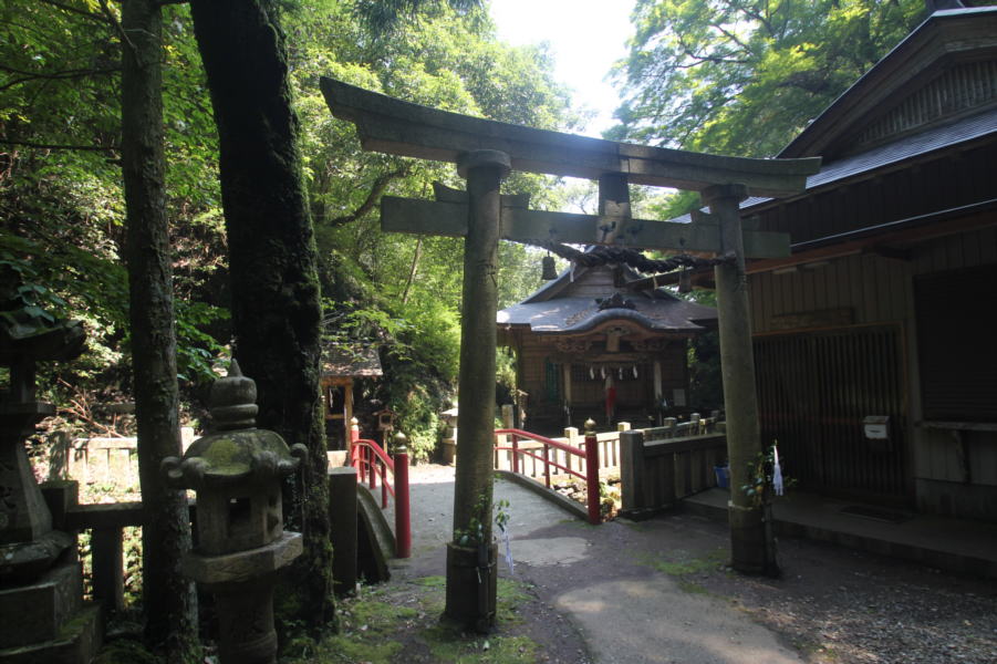 七ッ渕神社