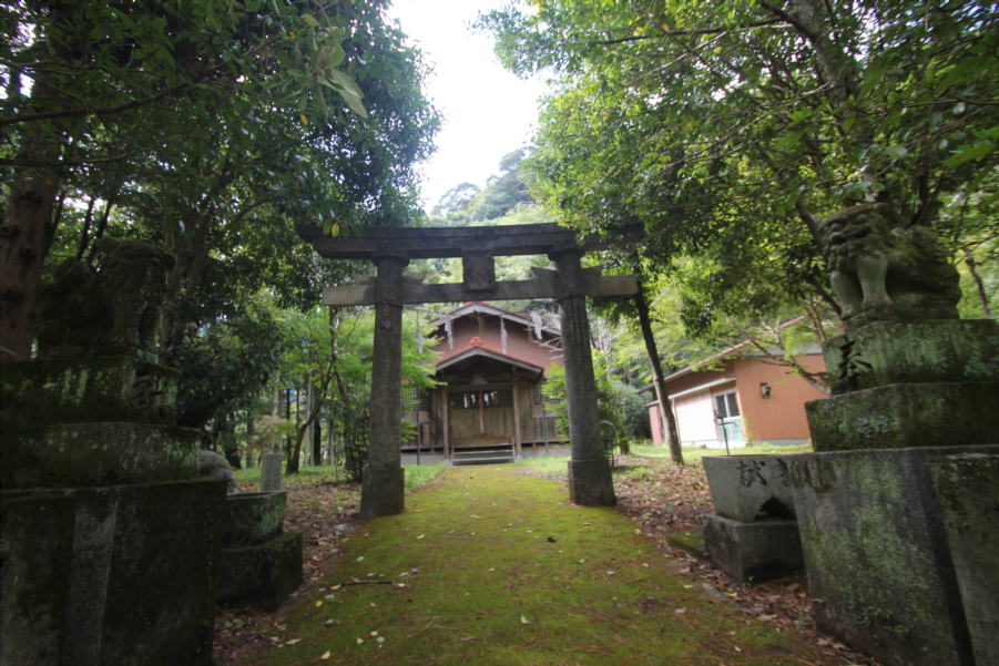 川内神社
