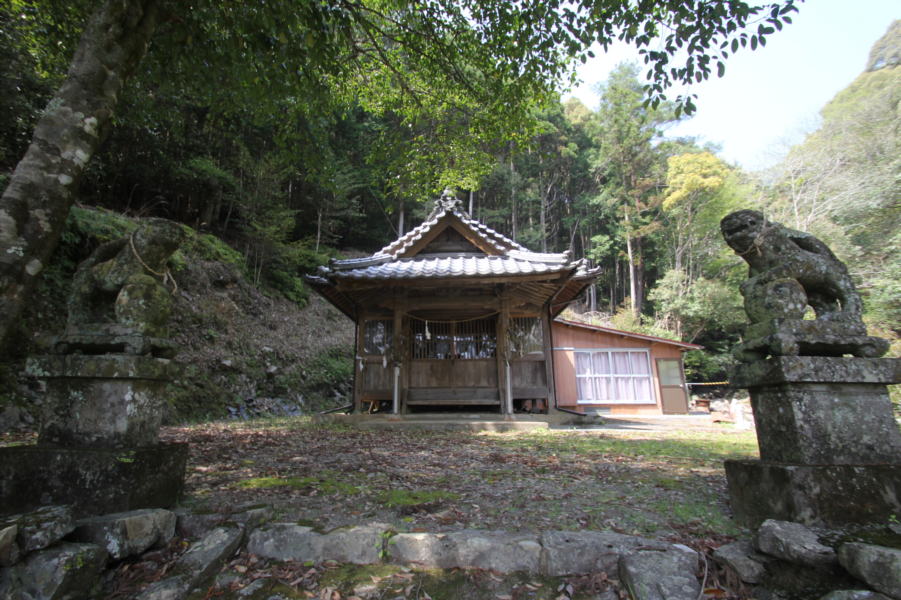 河内神社