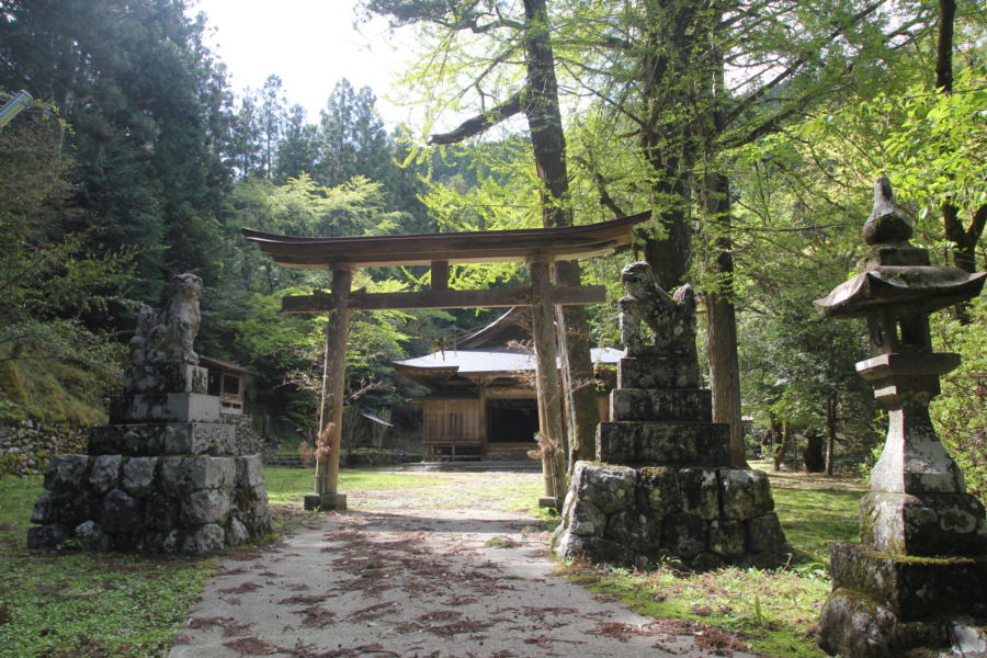 河内八所神社